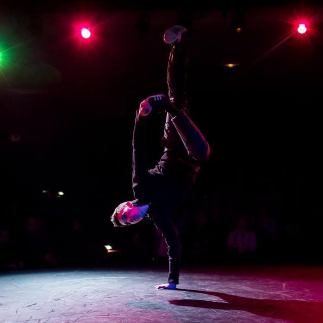 La breakdance est la passion de Karim - Val d'Oise Communication