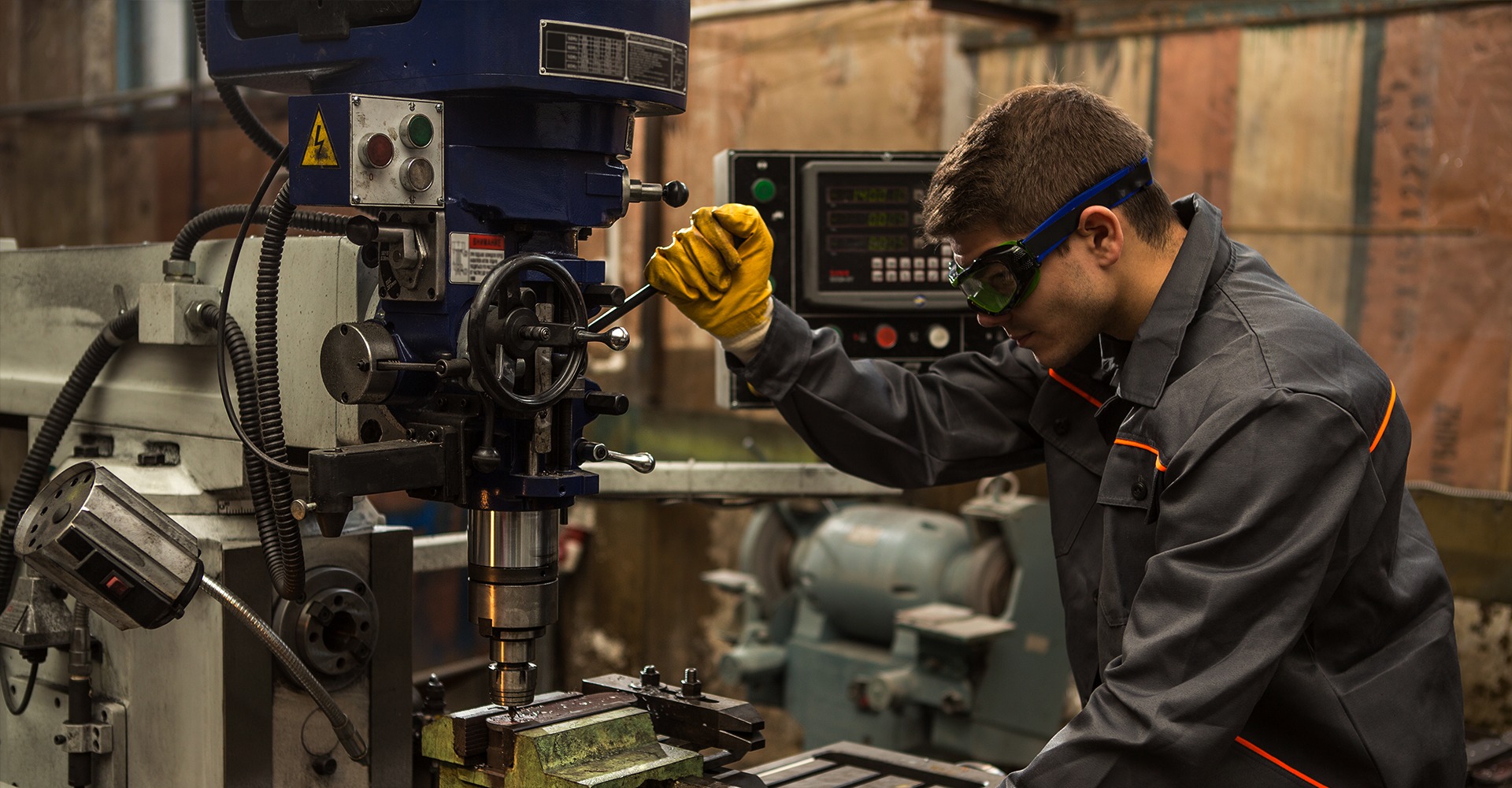 Recrutement techniciens à Cèdres Industries